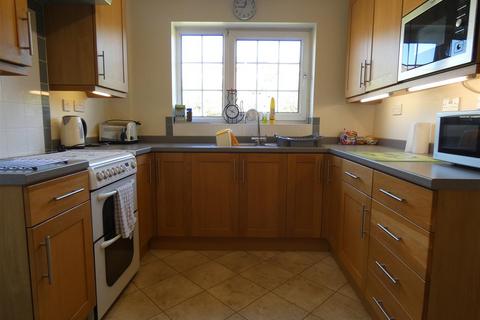 undefined, Gatcombe Close, Stretton, Burton-On-Trent