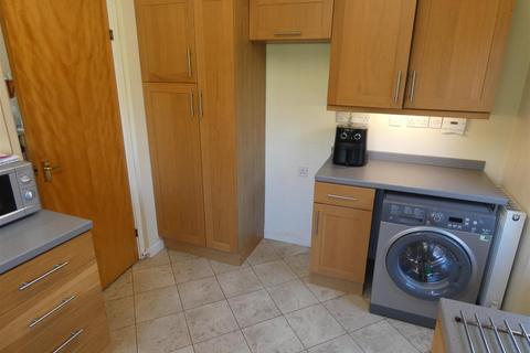 undefined, Gatcombe Close, Stretton, Burton-On-Trent
