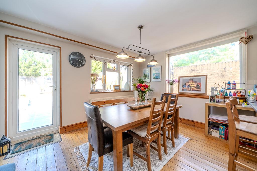 63-Belswains-Lane-02952