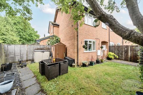 53 Armadale Road, Woking, GU21 3LD