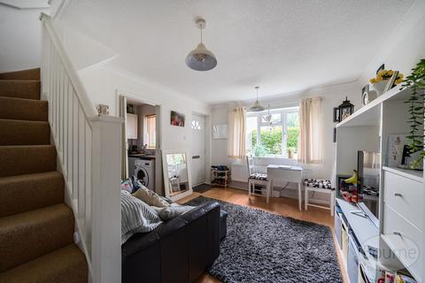 53 Armadale Road, Woking, GU21 3LD