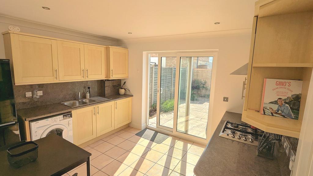 Fitted Kitchen out to Garden