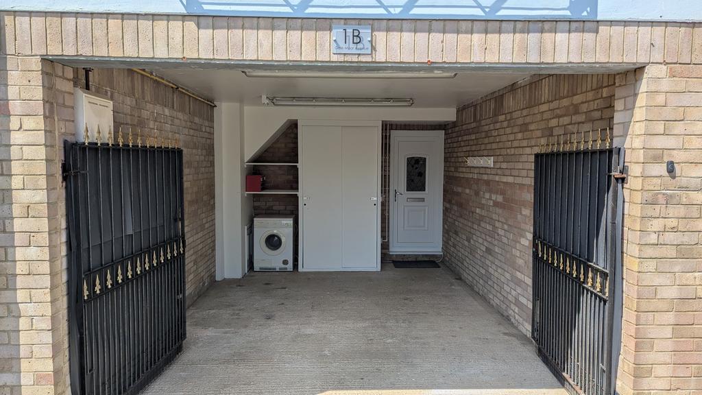 Gated Carport