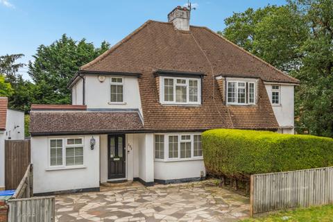 4 bedroom semi-detached house to rent,  The Parkway, Iver Heath SL0