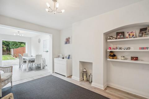 4 bedroom semi-detached house to rent,  The Parkway, Iver Heath SL0