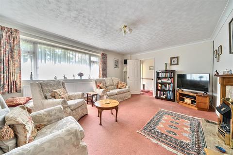 undefined, Falcon Avenue, Bedford