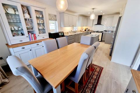 4 bedroom house for sale, Park Wood Rise, Lifton