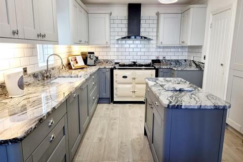 4 bedroom house for sale, Park Wood Rise, Lifton