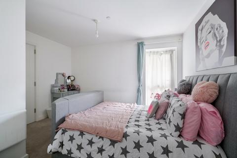 1 bedroom apartment for sale, Celeste House, London, NW9