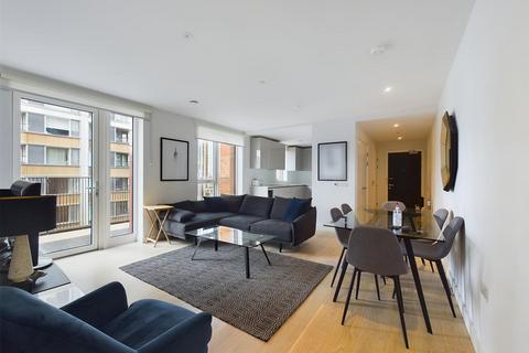 3 bedroom flat to rent, Weymouth Building Se17