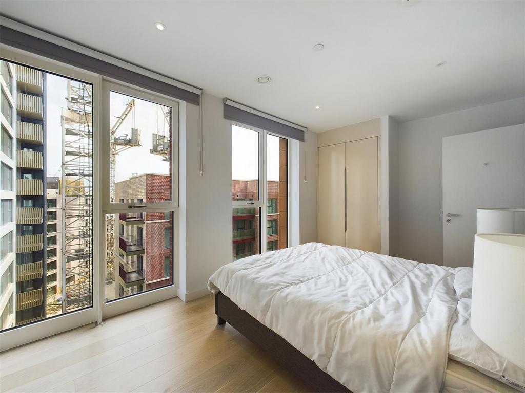 CAM01167 G0-PR0030-STILL007.jpg