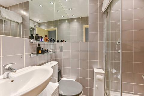 2 bedroom flat for sale, Stockwell Road, Stockwell, London, SW9