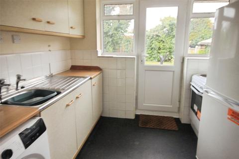 2 bedroom bungalow for sale, Long Meadow Drive, Wickford, Essex, SS11