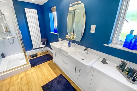 4 bedroom detached house for sale, Karles Close, Newton Aycliffe