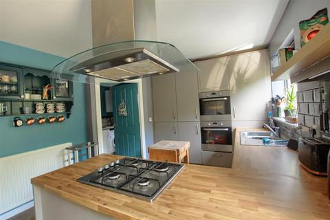 4 bedroom detached house for sale, Baron Close, Stainsby Hall Farm