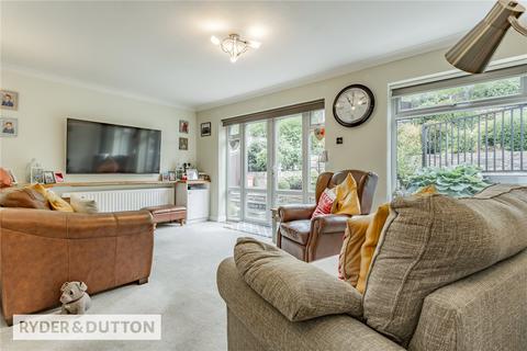 28 Cliff Hill Road, Shaw, Oldham, OL2 8DE