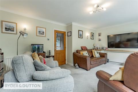 28 Cliff Hill Road, Shaw, Oldham, OL2 8DE