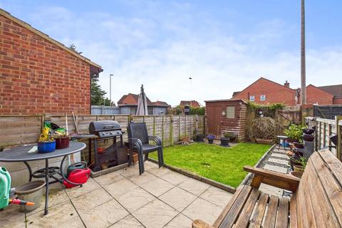 12 Apperley Drive, Quedgeley, Gloucester, GL2 4WP