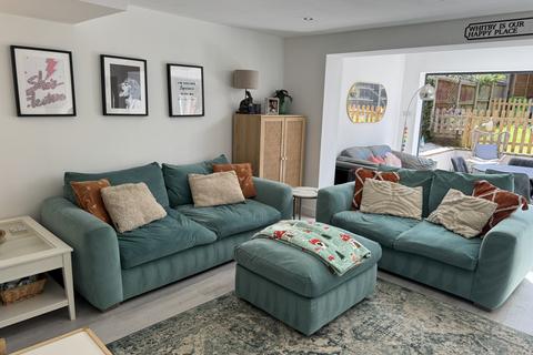 11 Julius Drive, Coleshill, Birmingham, B46 1HL