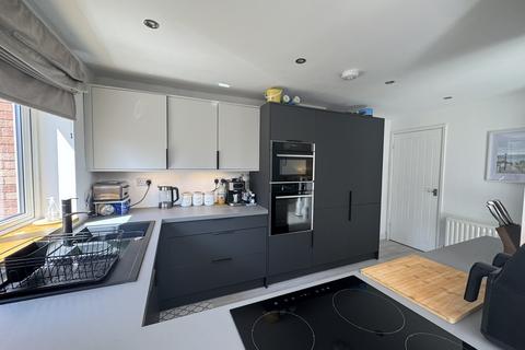 11 Julius Drive, Coleshill, Birmingham, B46 1HL