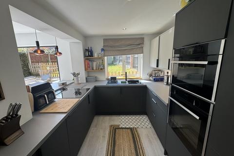 11 Julius Drive, Coleshill, Birmingham, B46 1HL