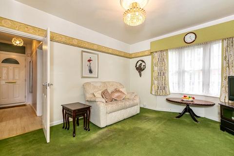 315 Downham Way, Bromley, BR1 5EN