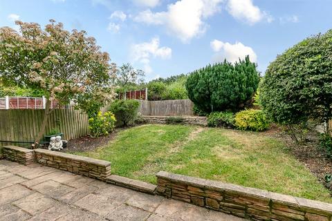 315 Downham Way, Bromley, BR1 5EN