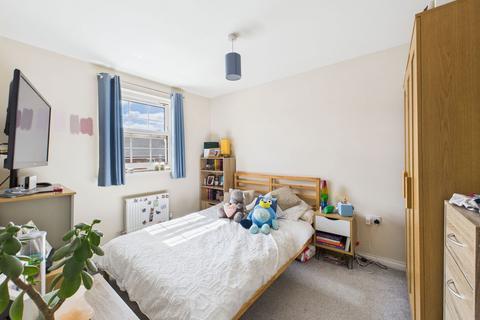 36 Brookfields, Lydney, GL15 4BX