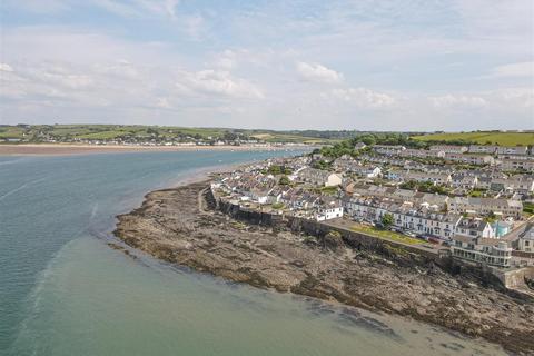 undefined, Irsha Street, Appledore