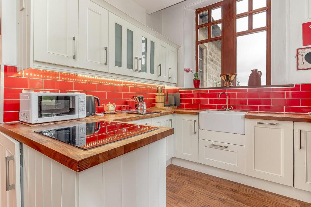 Flat Kitchen - C.jpg