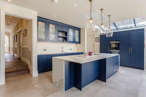undefined, Landford Road, West Putney