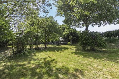 undefined, Upware CB7