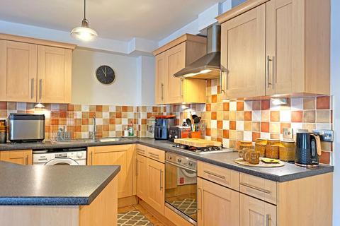 4b Well Lane, Rothwell, Kettering, NN14 6DQ
