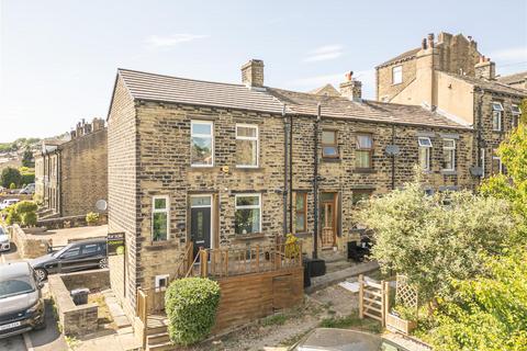 41 Briscoe Lane, Greetland, Halifax, HX4 8JT