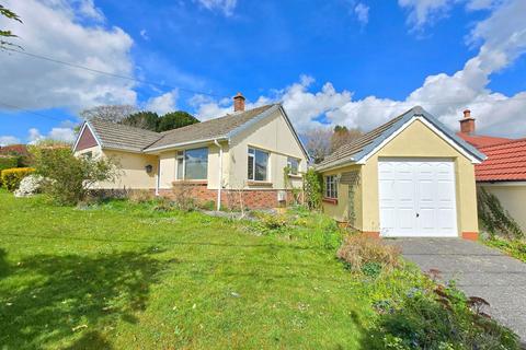 2 Abbotsfield Crescent, Tavistock, PL19 8EY