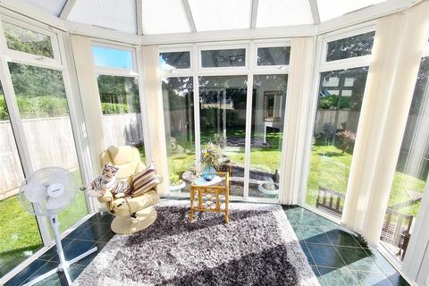 23 Lansdowne Road, Callington, PL17 7HB