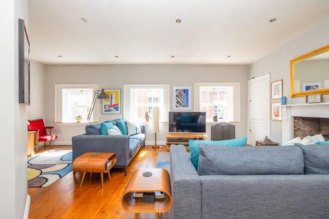 Flat J, Taylors Bank, 41 Broad Street, Bristol, BS1 2ER
