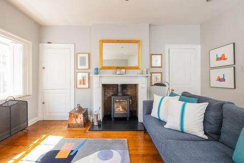 Flat J, Taylors Bank, 41 Broad Street, Bristol, BS1 2ER