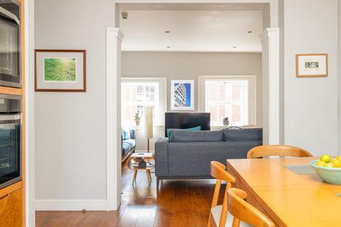 Flat J, Taylors Bank, 41 Broad Street, Bristol, BS1 2ER