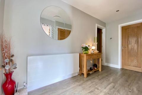19 Ashley Park, Ashley Heath, Ringwood, BH24 2HA