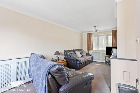 3 bedroom end of terrace house for sale, Abbotsweld, Harlow