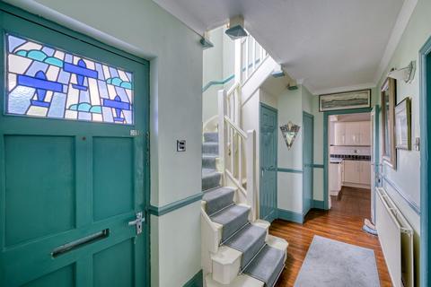 undefined, Central Wells