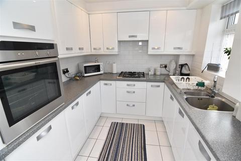 2 bedroom semi-detached house for sale, Oakmeadow Close, Kitts Green, Birmingham