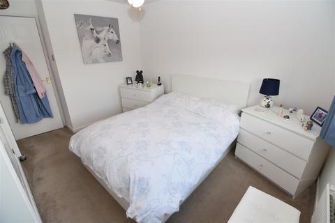 11 Oakmeadow Close, Birmingham, B33 0AQ
