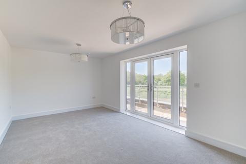 4 bedroom semi-detached house for sale, Westworks, Longbridge, Birmingham, West Midlands, B45