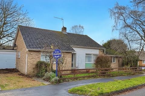 4 bedroom bungalow for sale, Dene Close, Ringwood, BH24 1TB