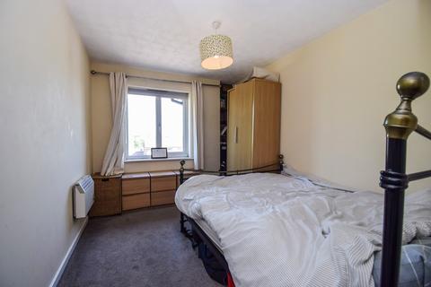 1 bedroom apartment for sale, Kinnaird Close, Cippenham, Berkshire, SL1