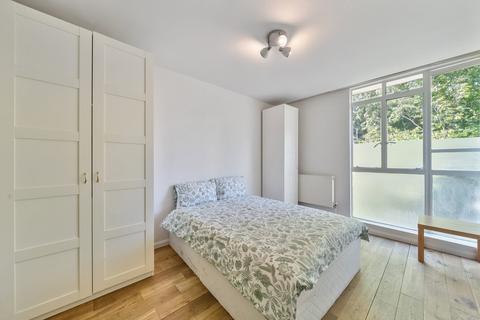 1 bedroom flat for sale, Hallfield Estate, Bayswater, London, W2