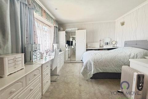 4 bedroom semi-detached house for sale, The Valley, Maidstone ME17