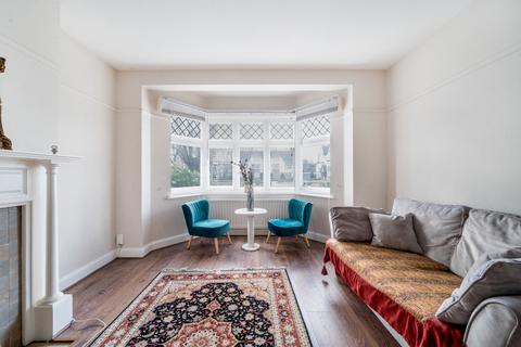 75 Monks Drive, London, W3 0ED